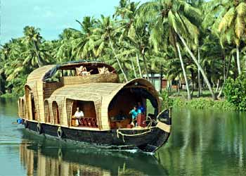 traditional boat of india people